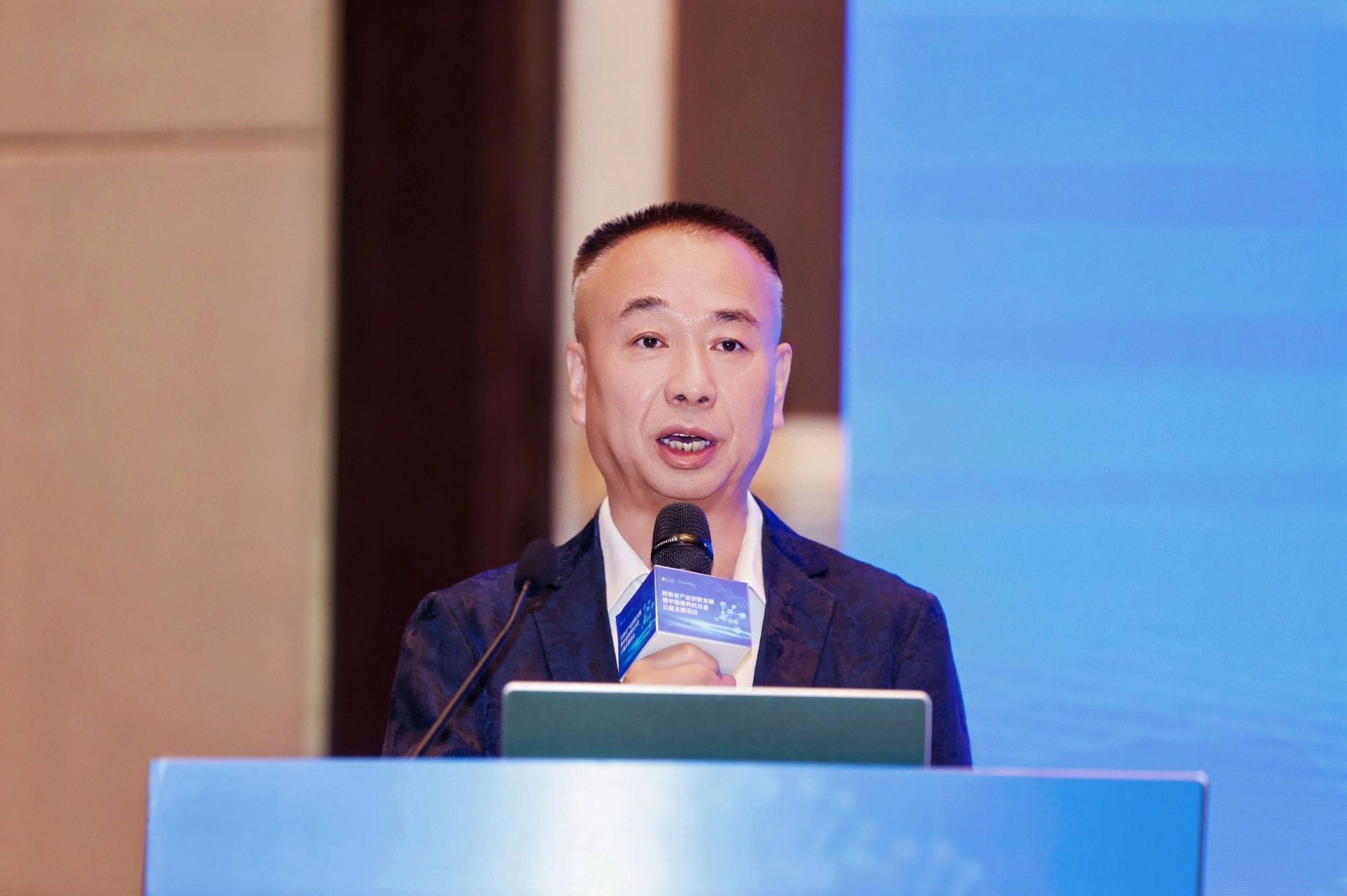 辽宁省政协教科卫体委员会副主任